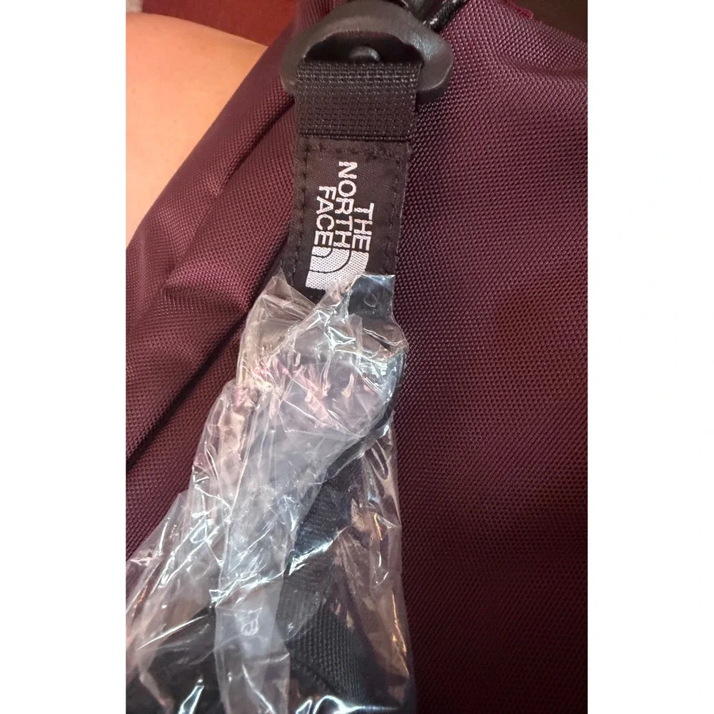 The North Face Base Camp Shoulder Bag Deep Burgundy NF0A8BK6 Crossbody Messenger - Picture 5 of 11